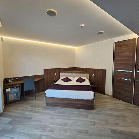 Mito Hotel Châtillon Extérieur photo