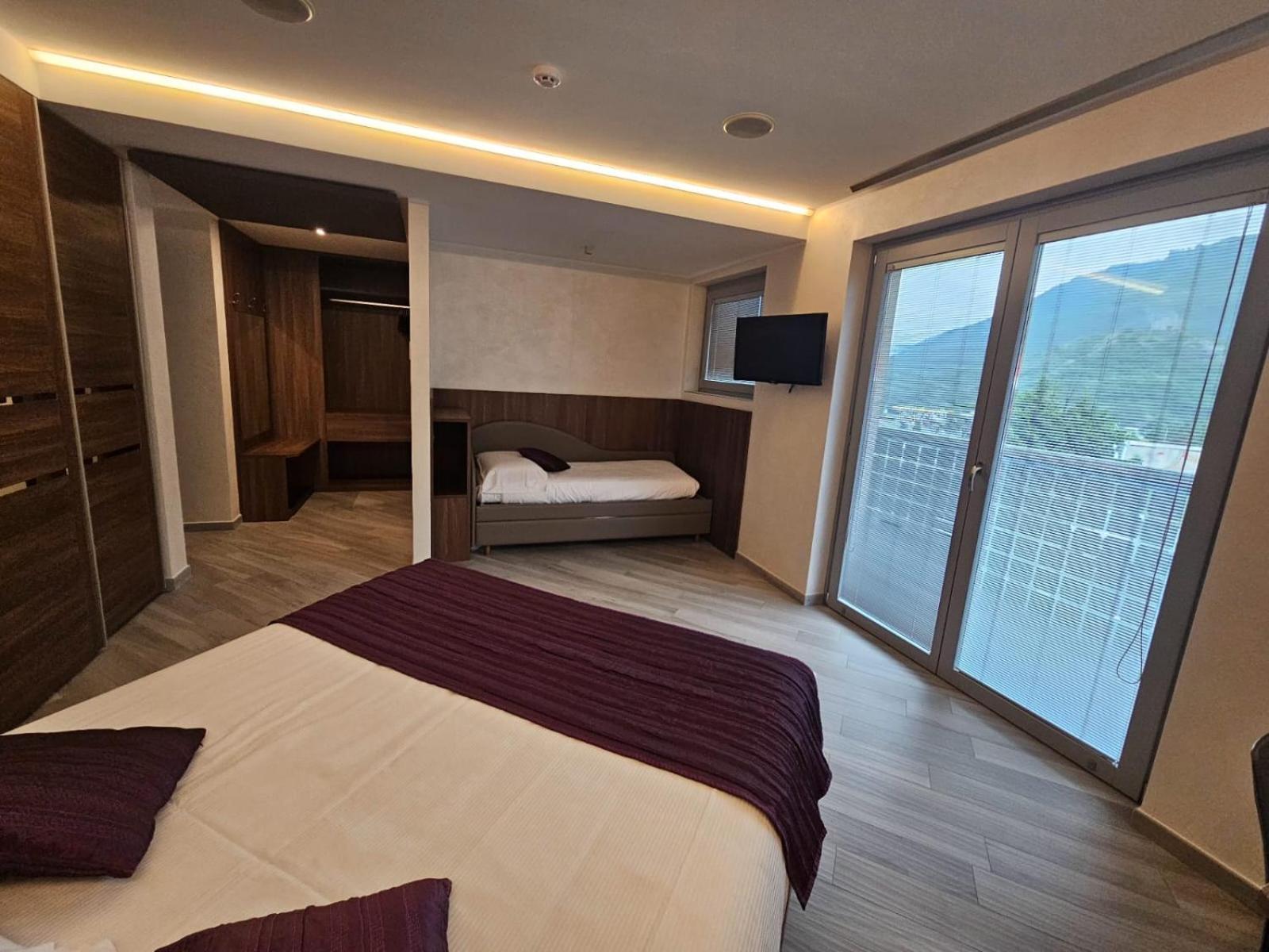 Mito Hotel Châtillon Extérieur photo